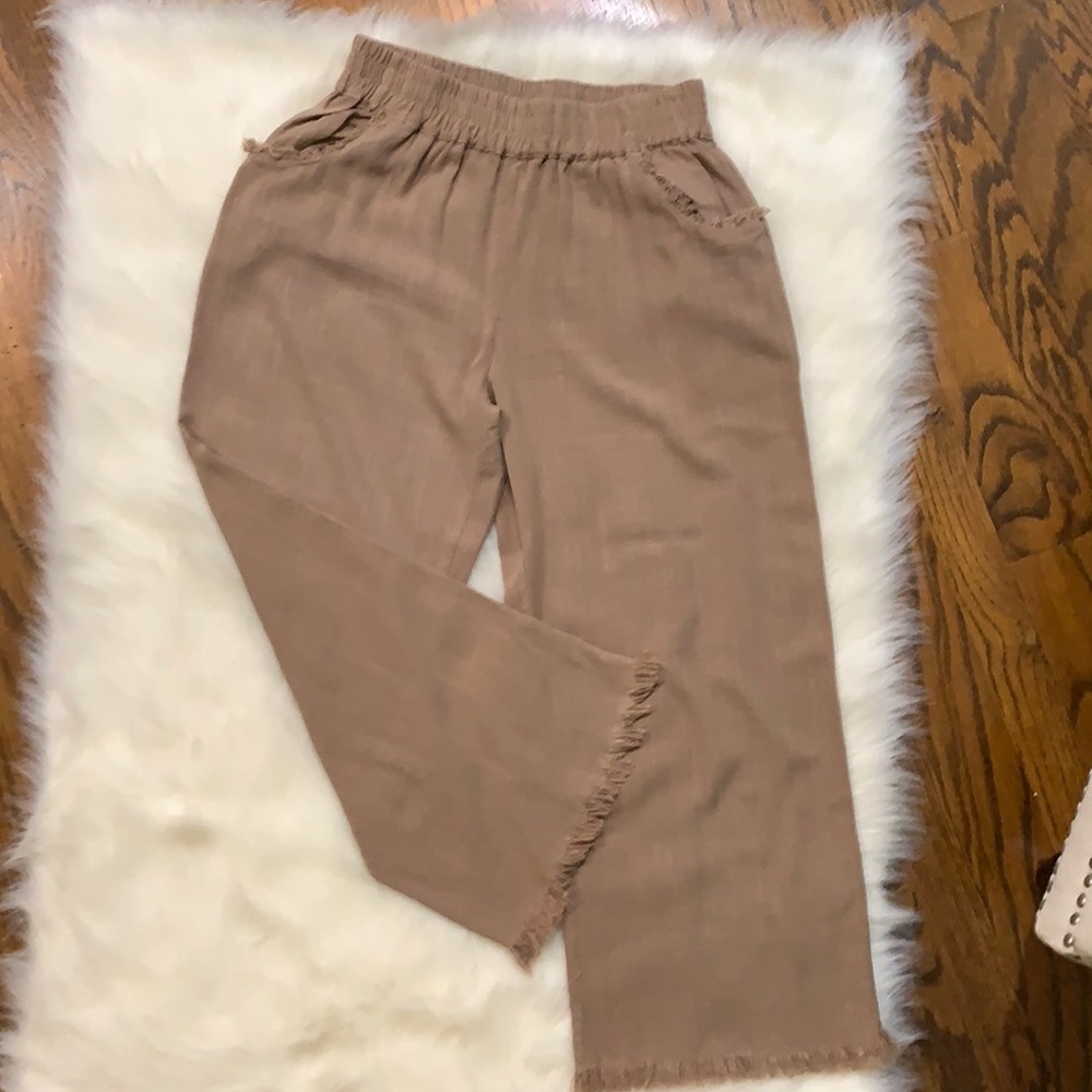 Linen and cotton distressed hem pants sz S
